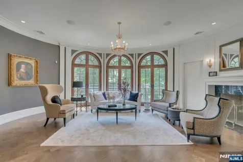 123 E Saddle River Road Saddle River NJ 07458