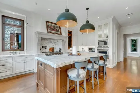 123 E Saddle River Road Saddle River NJ 07458