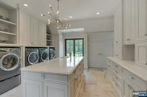 123 E Saddle River Road Saddle River NJ 07458