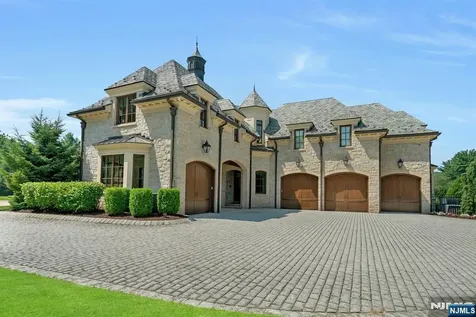 123 E Saddle River Road Saddle River NJ 07458
