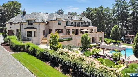 123 E Saddle River Road Saddle River NJ 07458