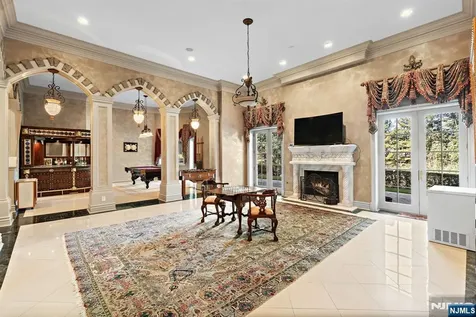 117 Truman Drive Cresskill NJ 07626
