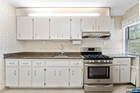 3071 Edwin Avenue Fort Lee NJ 07024