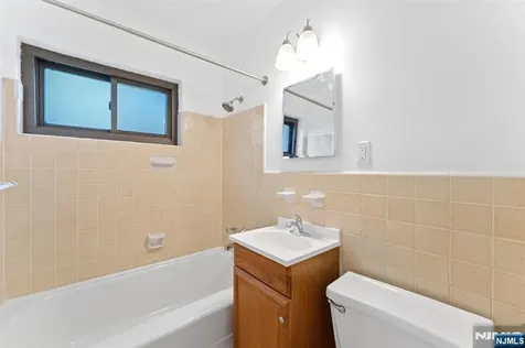 3071 Edwin Avenue Fort Lee NJ 07024
