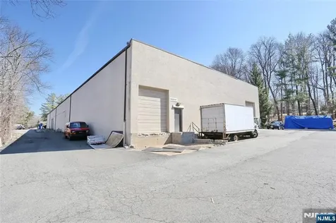 825 Windham Court Wyckoff NJ 07481