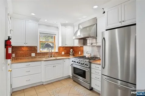 39-14 Romana Drive Fair Lawn NJ 07410