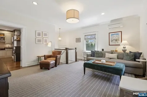113 Sheridan Avenue Ho-ho-kus NJ 07423