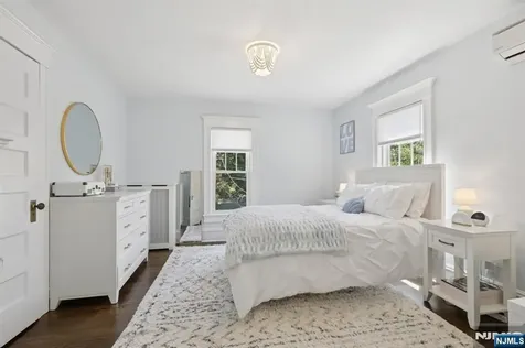 113 Sheridan Avenue Ho-ho-kus NJ 07423