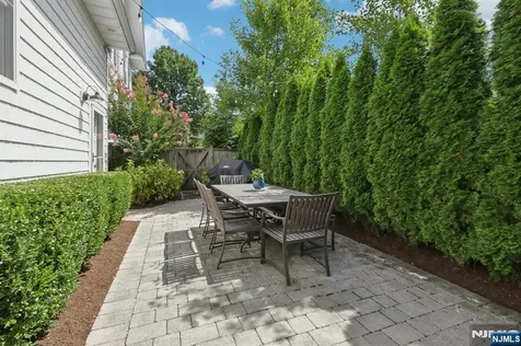 113 Sheridan Avenue Ho-ho-kus NJ 07423