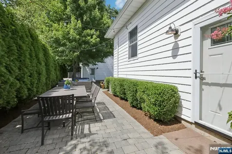 113 Sheridan Avenue Ho-ho-kus NJ 07423