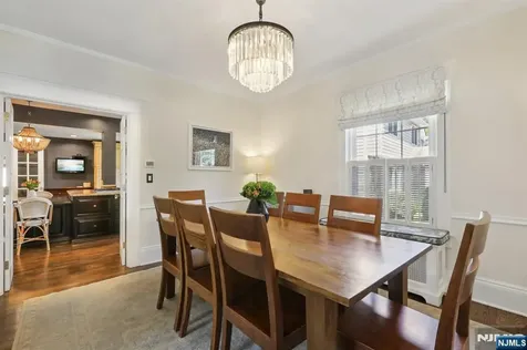 113 Sheridan Avenue Ho-ho-kus NJ 07423