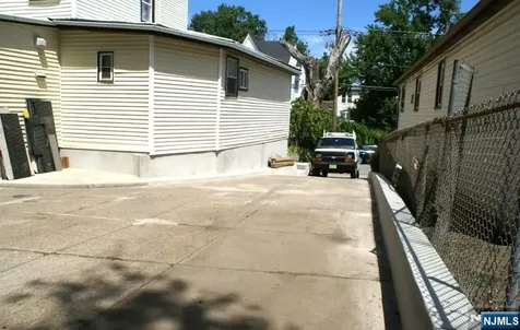 325-327 Broadway Paterson NJ 07522