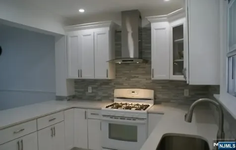 325-327 Broadway Paterson NJ 07522
