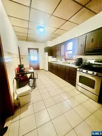 168 Christie Street Newark NJ 07105