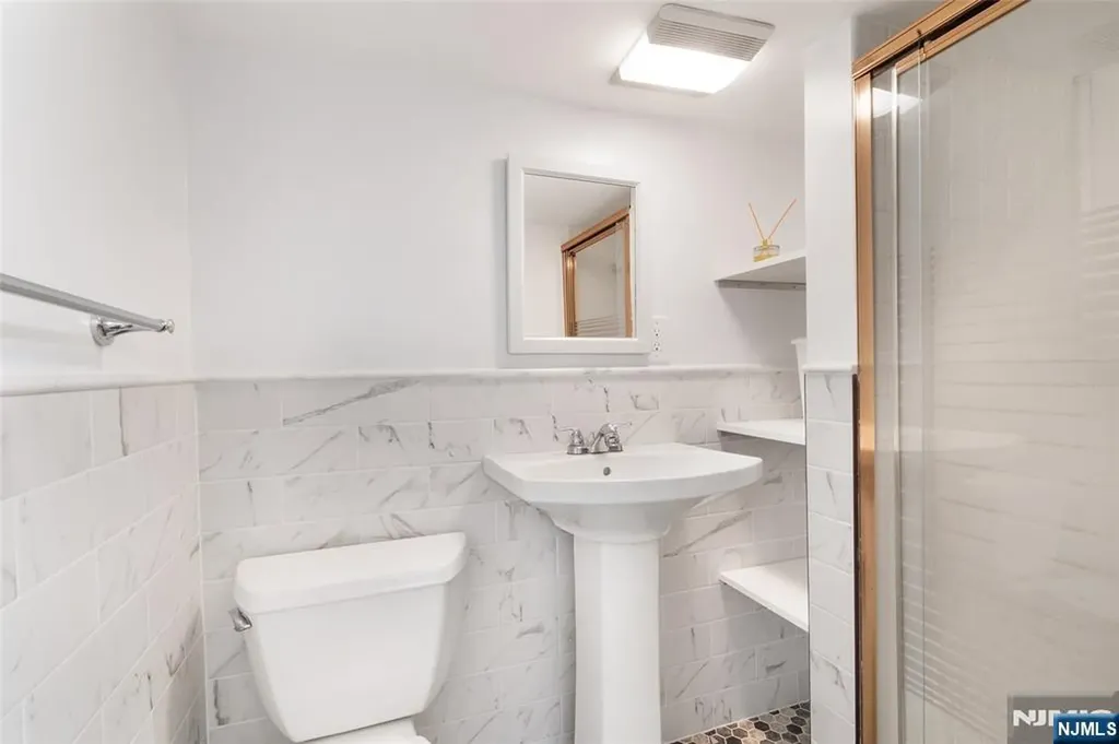 205 Chestnut Avenue Bogota NJ 07603