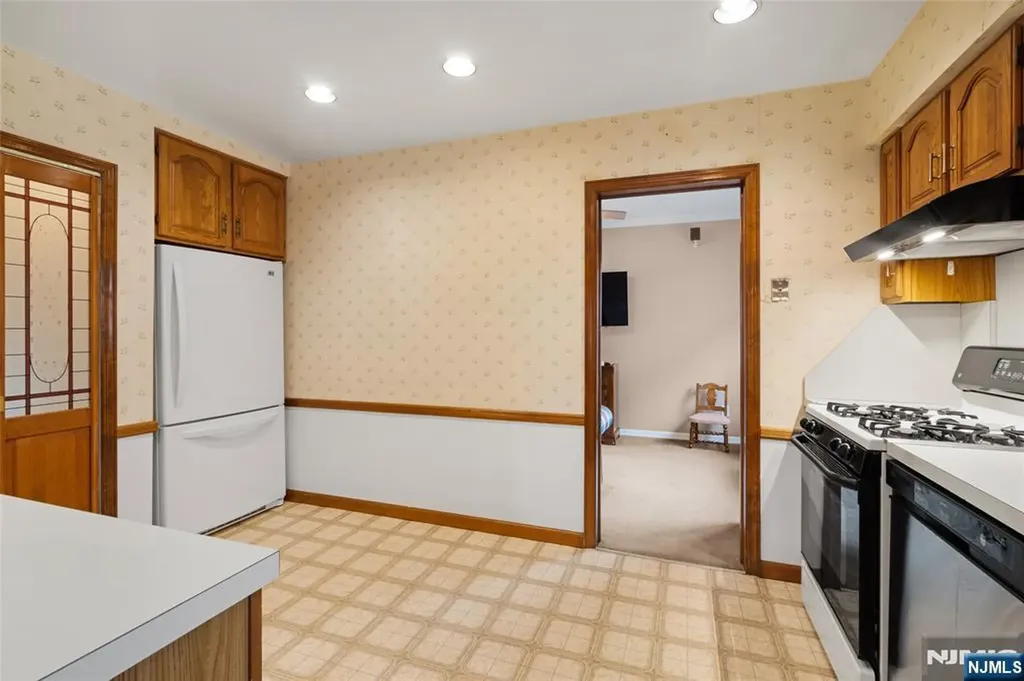 205 Chestnut Avenue Bogota NJ 07603