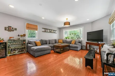 39 Payne Avenue Midland Park NJ 07432