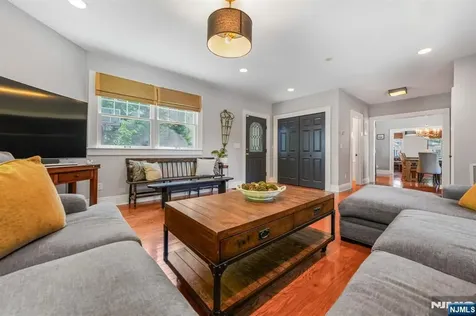 39 Payne Avenue Midland Park NJ 07432