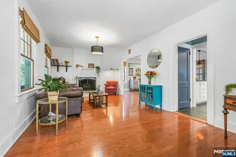 39 Payne Avenue Midland Park NJ 07432