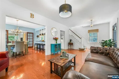 39 Payne Avenue Midland Park NJ 07432