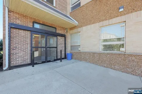 110 Grove Street East Orange NJ 07018