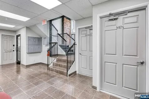 385 Clinton Avenue Wyckoff NJ 07481