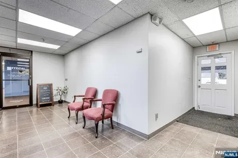 385 Clinton Avenue Wyckoff NJ 07481