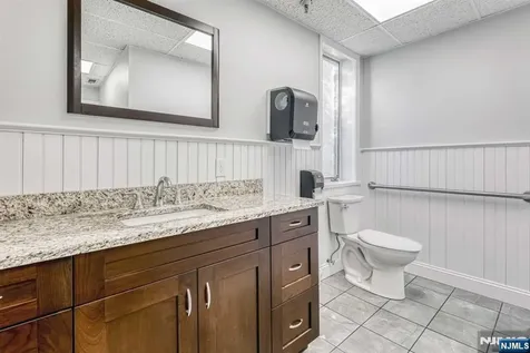 385 Clinton Avenue Wyckoff NJ 07481