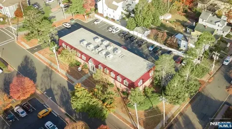 385 Clinton Avenue Wyckoff NJ 07481
