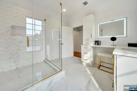12A Hamilton Drive West North Caldwell NJ 07006