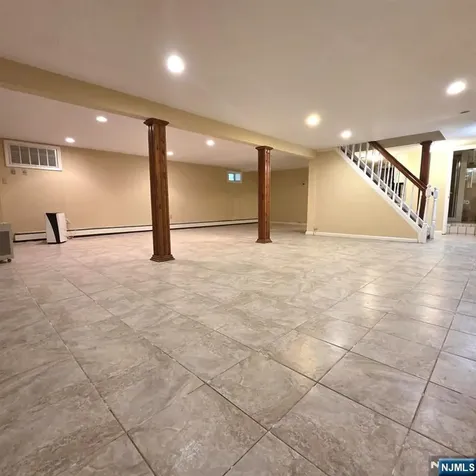 51 N Virginia Court Englewood Cliffs NJ 07632