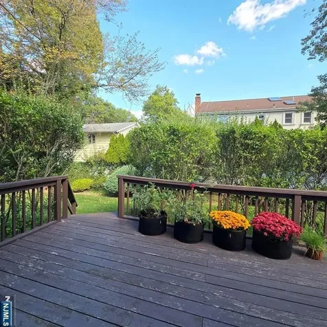 51 N Virginia Court Englewood Cliffs NJ 07632