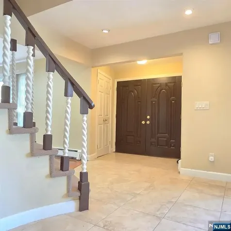 51 N Virginia Court Englewood Cliffs NJ 07632