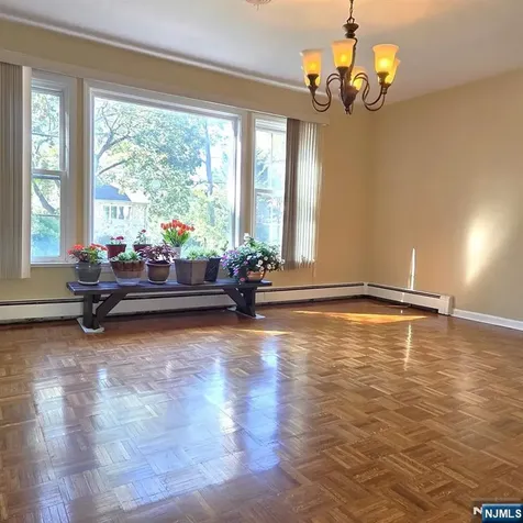 51 N Virginia Court Englewood Cliffs NJ 07632