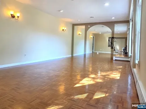 51 N Virginia Court Englewood Cliffs NJ 07632