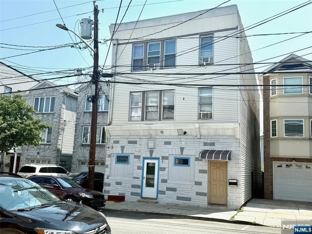 313 Cross Street Harrison NJ 07029