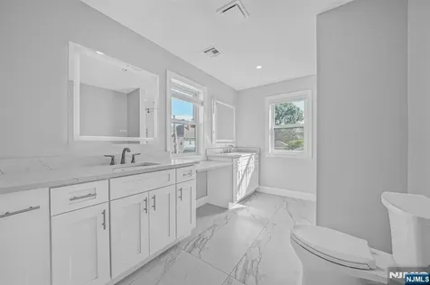 63 Grove Street Rutherford NJ 07070