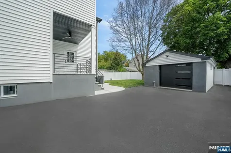 63 Grove Street Rutherford NJ 07070
