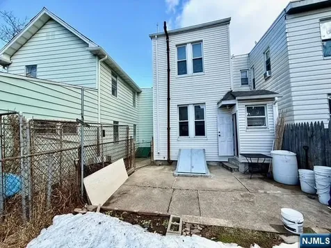 405 7th Street Harrison NJ 07029