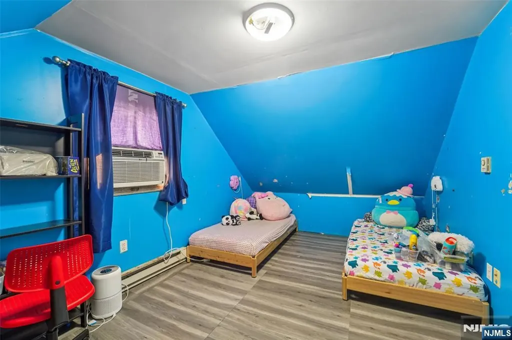 25 Clinton Park Drive Bergenfield NJ 07621