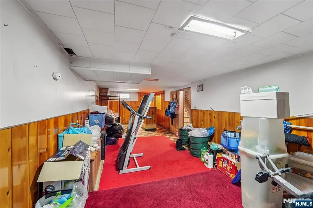 25 Clinton Park Drive Bergenfield NJ 07621