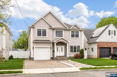 180 Terrace Avenue Lodi NJ 07644
