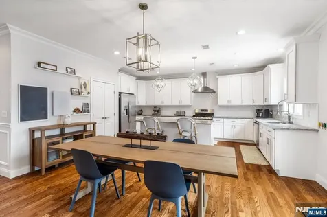 180 Terrace Avenue Lodi NJ 07644