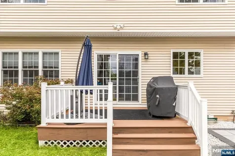 180 Terrace Avenue Lodi NJ 07644