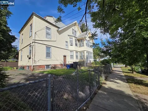69 Parkview Terrace Newark NJ 07112