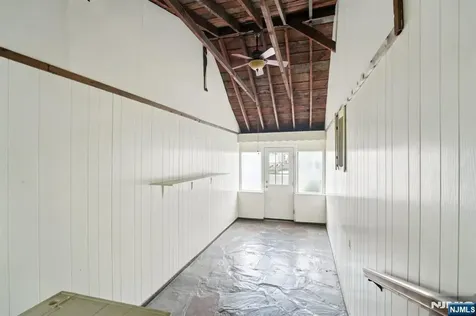 217 Mountain Way Lyndhurst NJ 07071