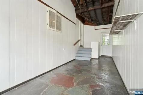 217 Mountain Way Lyndhurst NJ 07071