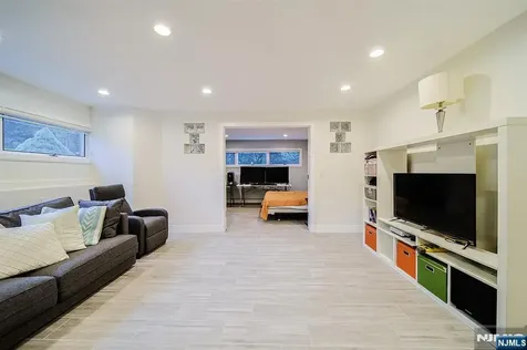 154 Madison Avenue Haworth NJ 07641