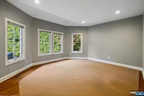 8 Church Court Closter NJ 07624