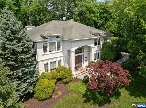 8 Church Court Closter NJ 07624